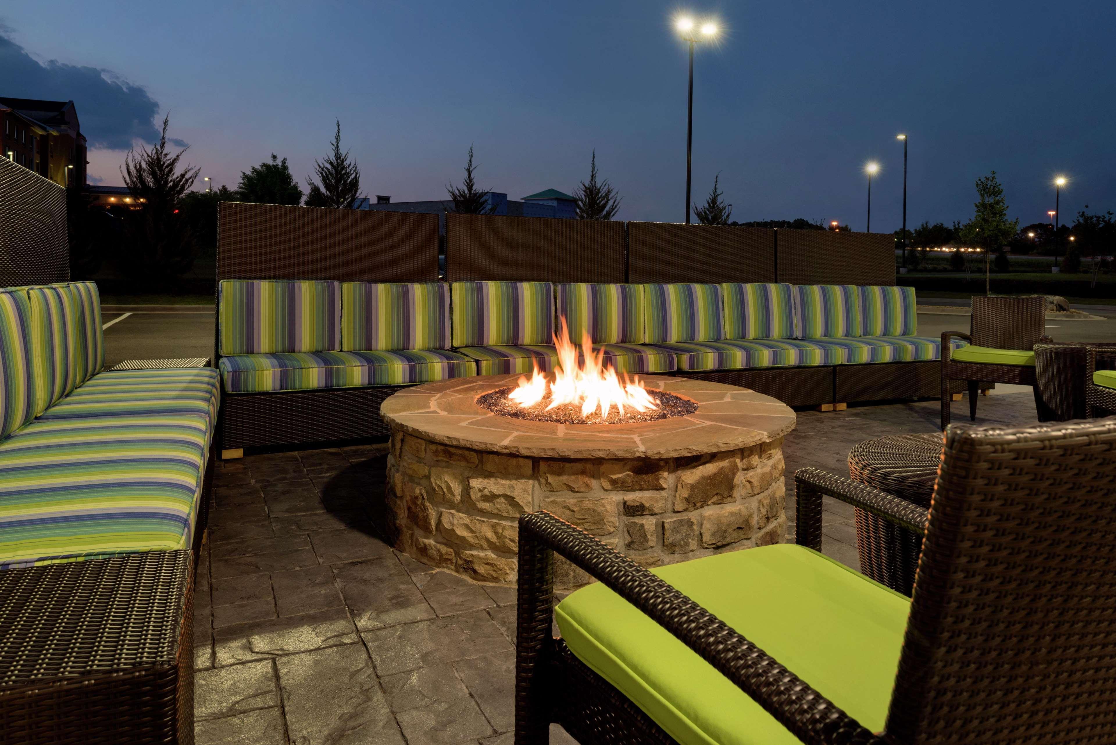 Home2 Suites By Hilton Atlanta South/Mcdonough Exterior foto